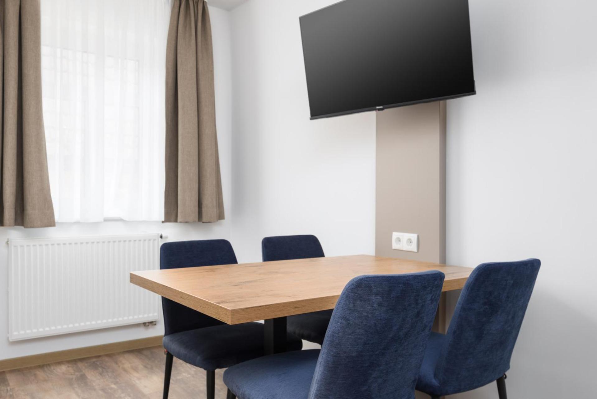 Hotel Zur Traube Uffenheim Εξωτερικό φωτογραφία